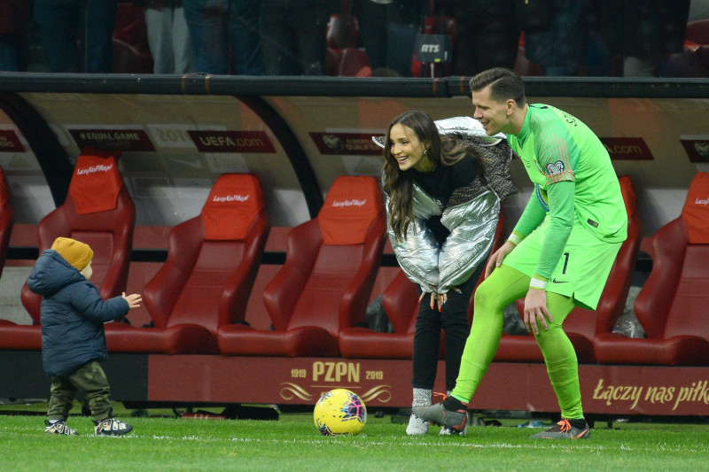 Goalkeeper Wojciech Szczesny With Son And Wife After Match Poland vs Slovenia