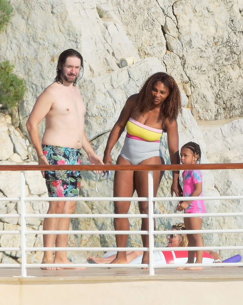 Serena Williams shows off her incredible physique at the luxury Eden Roc resort in France