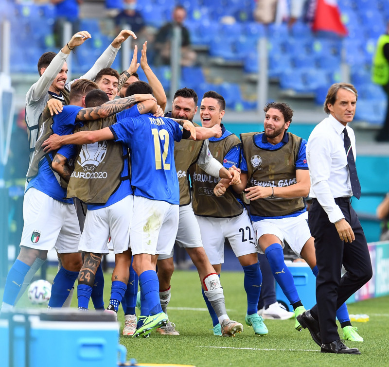 Fotbaliștii Italiei, după meciul cu Țara Galilor / Foto: Getty Images