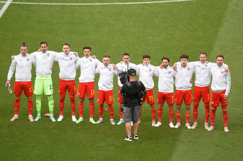 Fotbaliștii Țării Galilor, înaintea partidei cu Italia / Foto: Profimedia