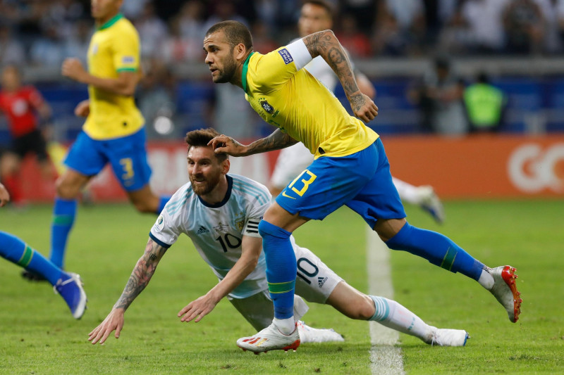 Belo Horizonte, Brazil. 02nd July, 2019. Lionel Messi and Dani Alves during a match between Brazil and Argentina, valid for the semifinal of Copa America 2019, held this Tuesday (02) at the Governador Magalhes Pinto Stadium, the Mineiro in Belo Horizonte,