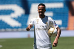 Madrid, Spain. 10th July, 2019. Madrid, Spain; 10/07/2019.Eder Militao new Real Madrid player, is presented in pitch of Santiago Bernabeu Stadium. Credit: Juan Carlos Rojas/Picture Alliance | usage worldwide/dpa/Alamy Live News