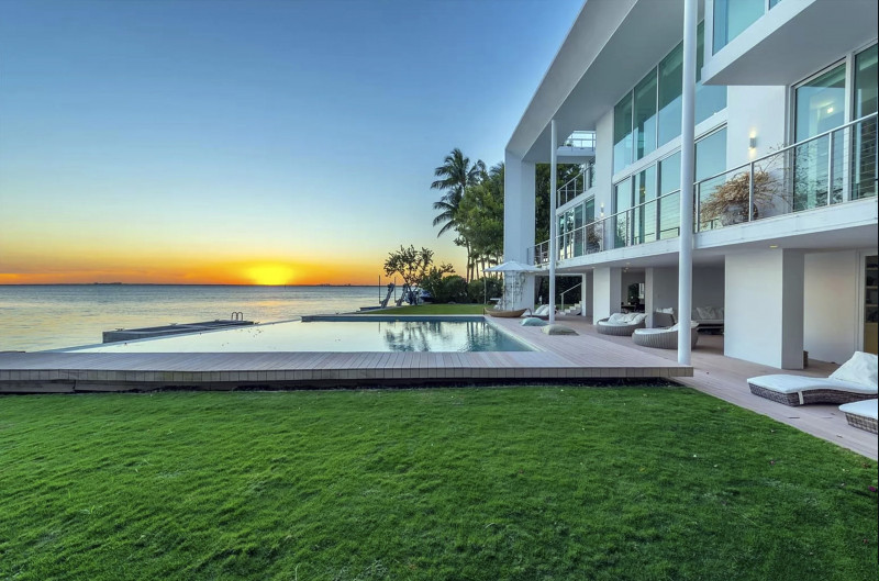 Leo Messi Is Renting This $ 200,000 Dollar a Month Vacation Home