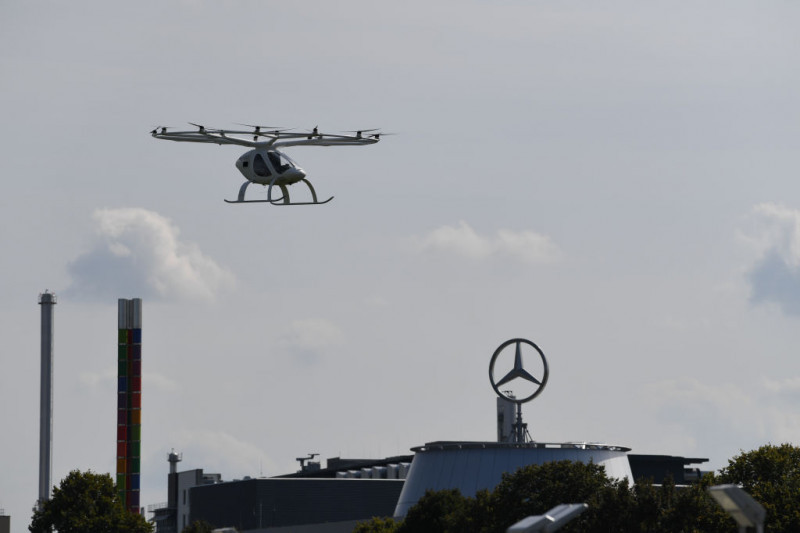 Vision Smart City With Volocopter Flight In Stuttgart