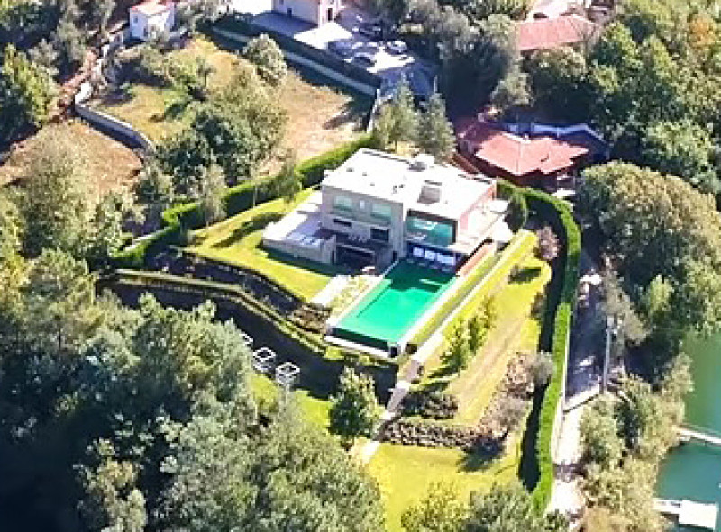 Cristiano Ronaldo Sells His Luxury Portuguese Mansion For 2.5 Million Euros