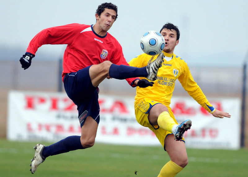 0.FOTBAL:PETROLUL PLOIESTI-FC BIHOR ORADEA 1-0,LIGA 2 (28.11.2010)