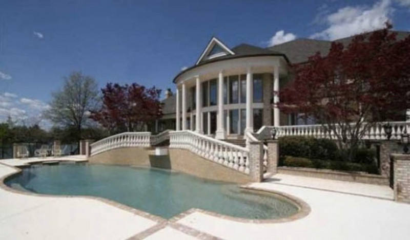 Michael Jordan buys North Carolina estate