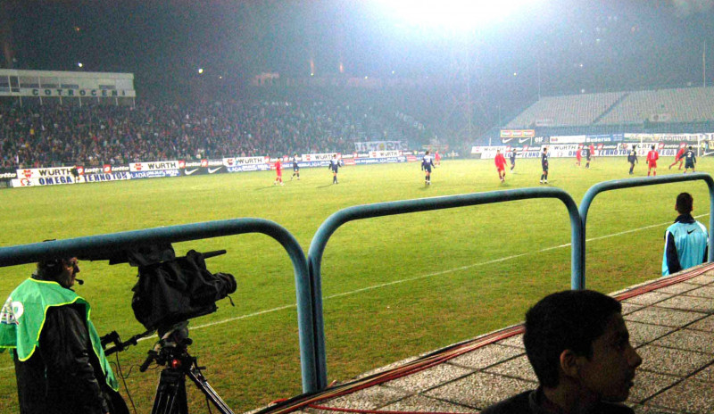 FOTBAL:FC NATIONAL-STEAUA 0-1, DIVIZIA A (1.11.2003)