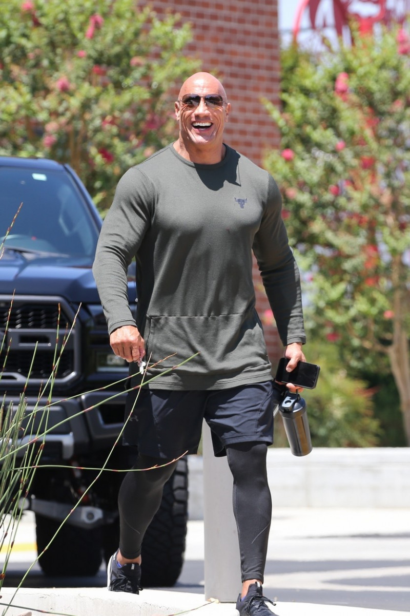 *EXCLUSIVE* Dwayne Johnson and his wife Lauren Hashian hit the gym together!