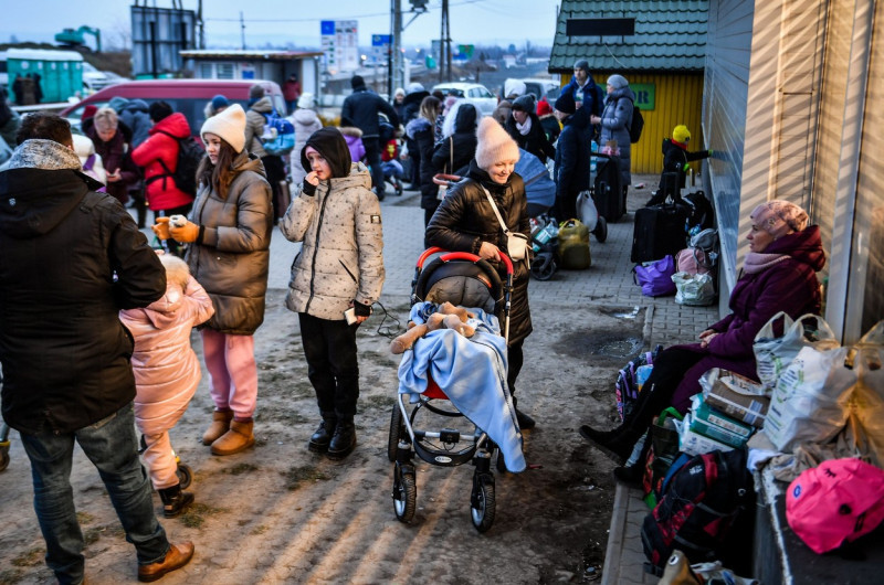 Russia Ukraine War, Ukrainian refugees enter Poland from the Medyka border, Medyka, Poland - 03 Mar 2022
