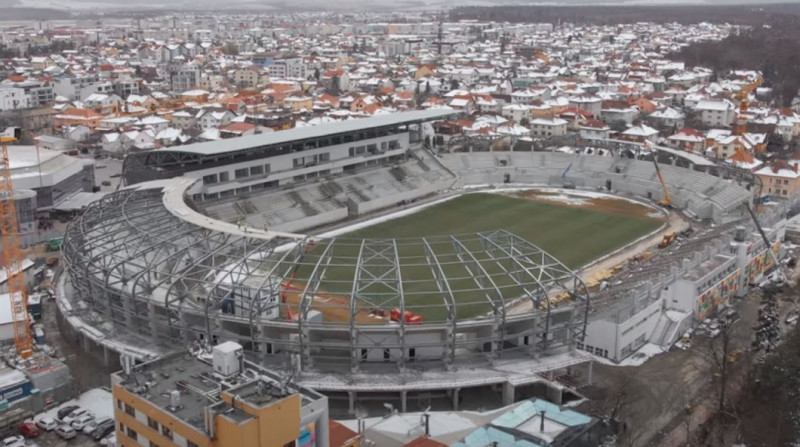 Video Exclusiv  Când va fi gata stadionul din Sibiu. ”Vor fi 10.000 de  oameni la fiecare meci. E foarte frumos”