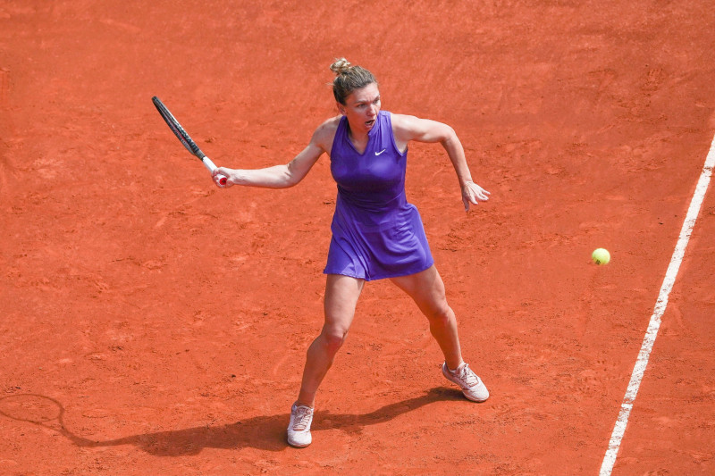 Simona Halep, în meciul cu Ons Jabeur / Foto: Profimedia