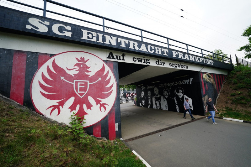 Eintracht Frankfurt v West Ham United - Europa League - Semi Final - Second Leg - Deutsche Bank Park