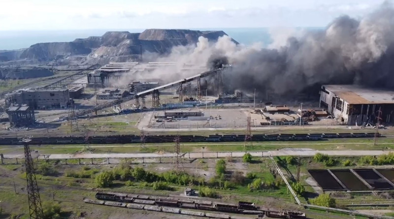 Mariupol's Azovstal Steelworks Under Heavy Fire