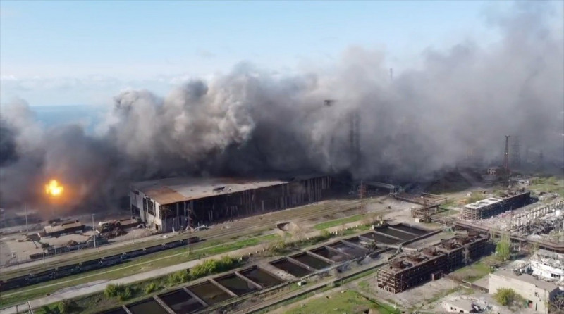 Shelling of Azovstal, Mariupol, Ukraine - 05 May 2022