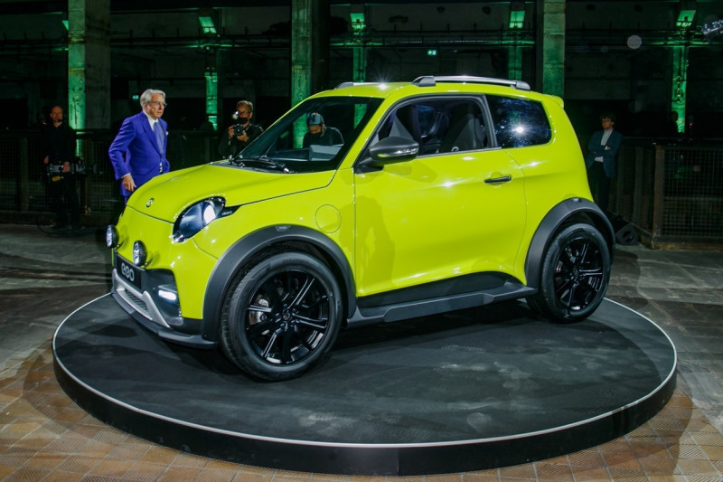 Neymar da Silva Santos Junior and celebrities at the unveiling of the new e.wave X electric car of the Aachen start-up Next. e.GO Mobile SE company in the Kraftwerk Berlin.