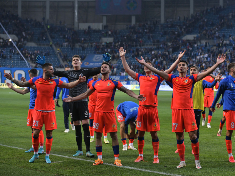 Fotbaliștii FCSB-ului, după meciul cu Universitatea Craiova / Foto: Sport Pictures