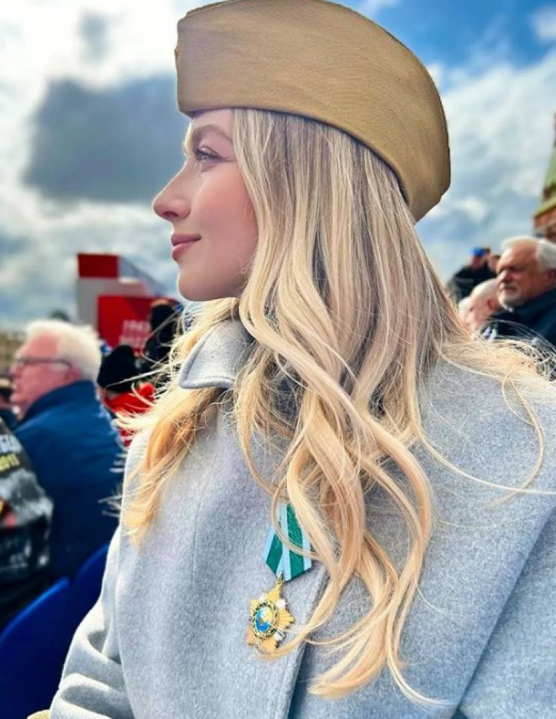 Victoria Sinitsina și Nikita Katsalapov, la parada de ”Ziua Victoriei” / Foto: Instagram@teamsinitsinakatsalapov
