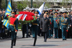 Wreath laying ceremony at Tomb of Unknown Soldier in Moscow