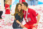 Munich, Germany. 08/05/2022, Winners ceremony with kiss of Robert LEWANDOWSKI, FCB 9 for Anna, wife of Robert LEWANDOWSKI, FCB 9 in the matchFC BAYERN MNCHEN - VFB STUTTGART 2-21.German Football League on Mai 08, 2022 in Munich, Germany. Season 2021/2