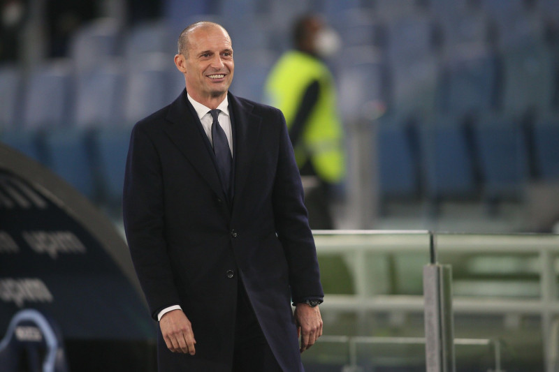 Rome, Italy. 20th Nov, 2021. ROME, Italy - 20.11.2021: MAX ALLEGRI (COACH JUV) in action during the Italian Serie A football match between SS LAZIO VS FC JUVENTUS at Olympic stadium in Rome. Credit: Independent Photo Agency/Alamy Live News