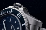 La marque de montres Artisans de Genčve ont construit une nouvelle montre pour l'offrir ŕ Paul Watson, le fondateur de Sea Shepherd