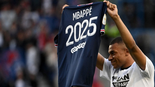 Prima reacție a lui Kylian Mbappe după ce a semnat cu PSG. De ce a rămas la Paris