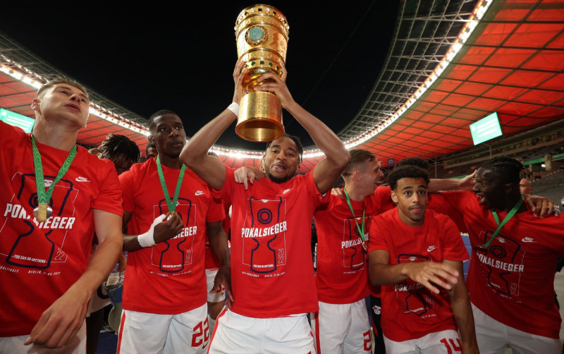 RB Leipzig a sărbătorit cucerirea Cupei Germaniei (16)