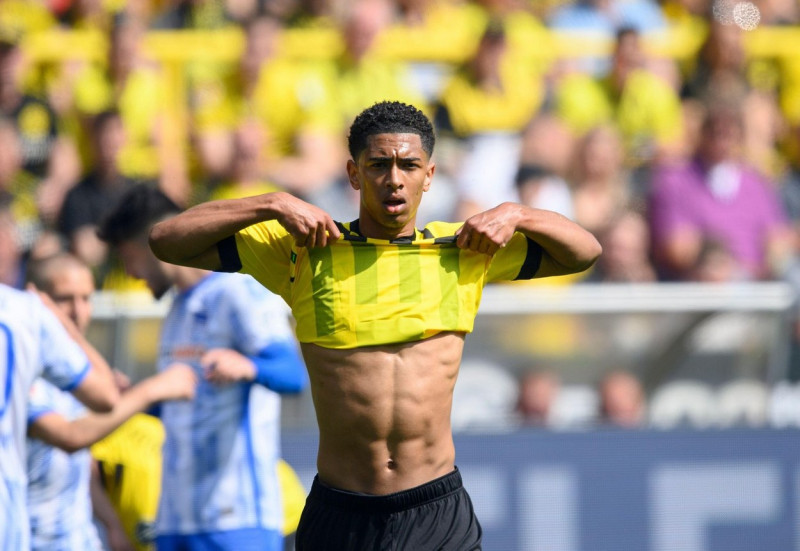 Jude BELLINGHAM (DO) gesture, gesture, Soccer 1st Bundesliga, 34th matchday, Borussia Dortmund (DO) - Hertha BSC Berlin (B) 2: 1, on May 14th, 2022 in Dortmund/Germany. #DFL regulations prohibit any use of photographs as image sequences and/or quasi-video