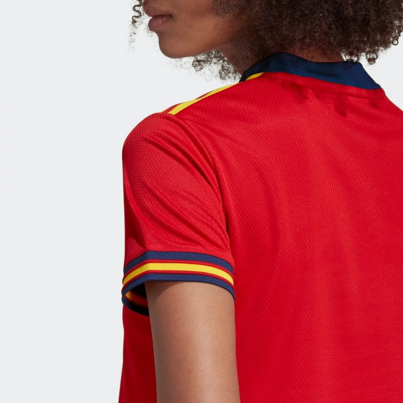 echipament spania fotbal feminin (4)