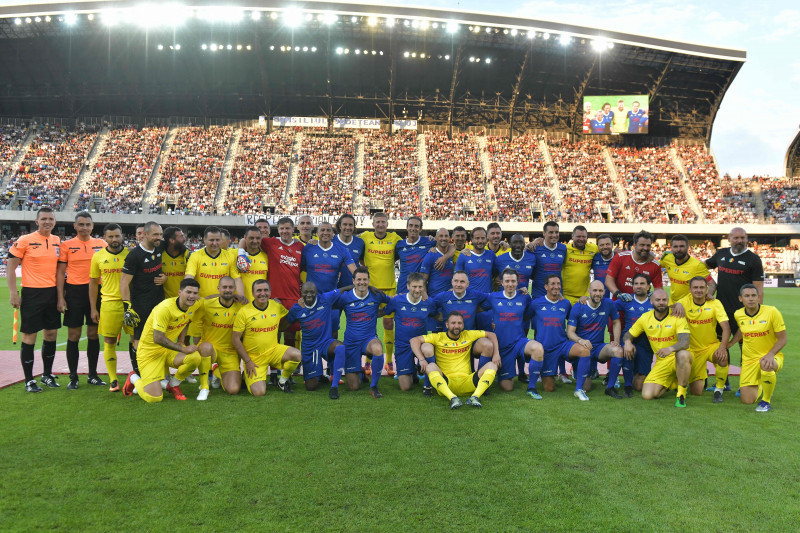 FOTBAL:TEAM ROMANIA-WORLD STARS, MECI RETRAGERE ADRIAN MUTU (12.06.2022)