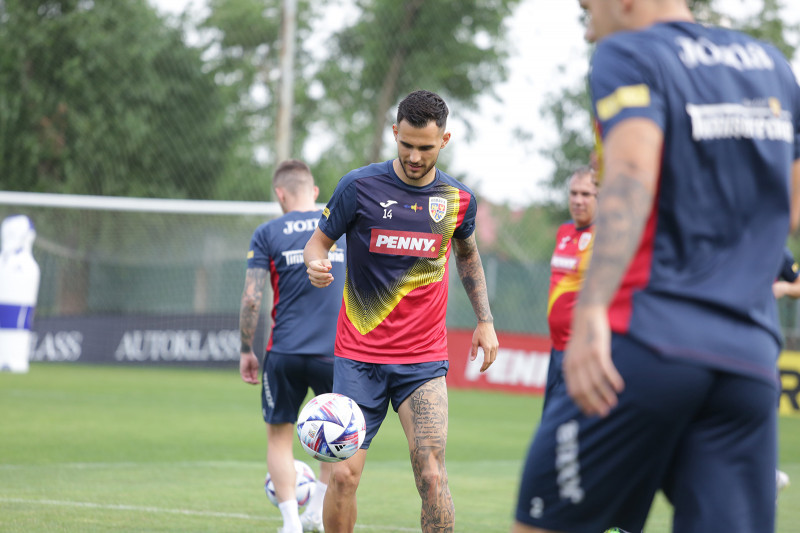 Antrenamentul oficial al României înaintea meciului cu Muntenegru / Foto: FRF.ro