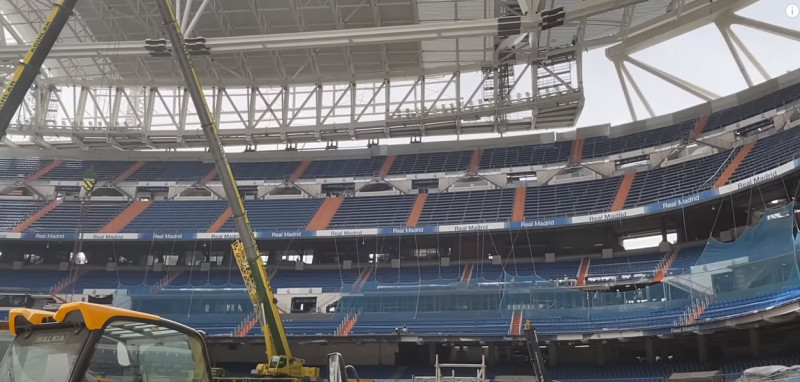 Lucrări la stadionul ”Santiago Bernabeu” / Foto: Captură Youtube@ nuevobernabeu