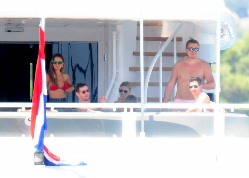 *EXCLUSIVE* Amid speculation on his future, the Polish Striker Robert Lewandowski goes shirtless out on his boat on his summer holidays with the family at Palma De Mallorca