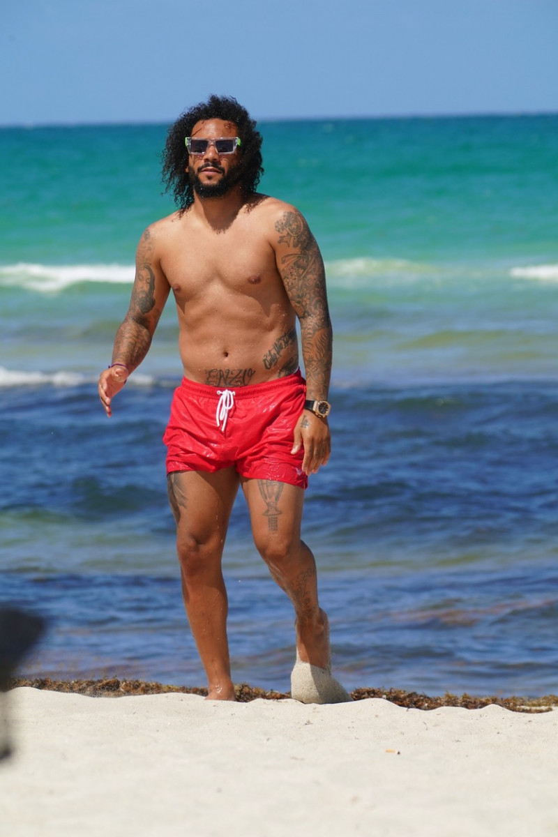 Brazilian soccer star Marcelo shirtless in Miami Beach