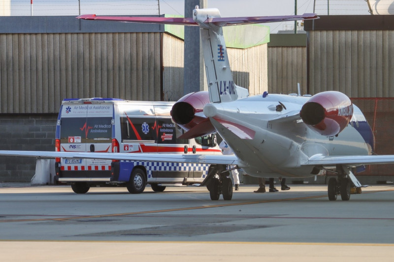 Cristiano Ronaldo lands in Caselle airport (Torino) with the ambulance plane