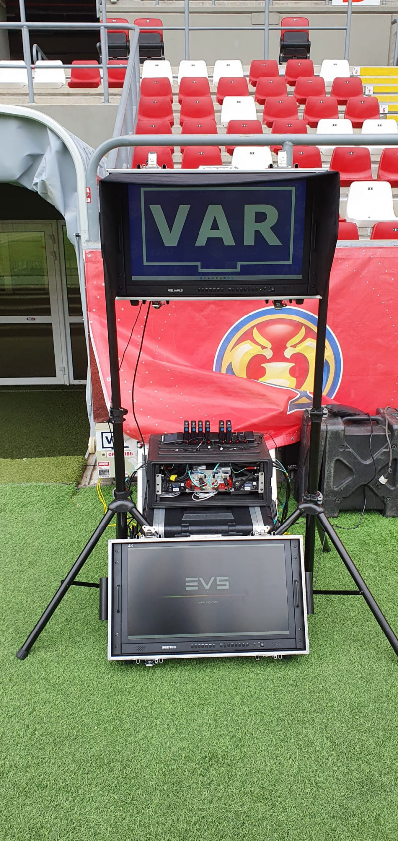 monitor VAR (9)