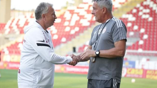 Lovitura pe care o încearcă Petrolul pentru postul de antrenor!