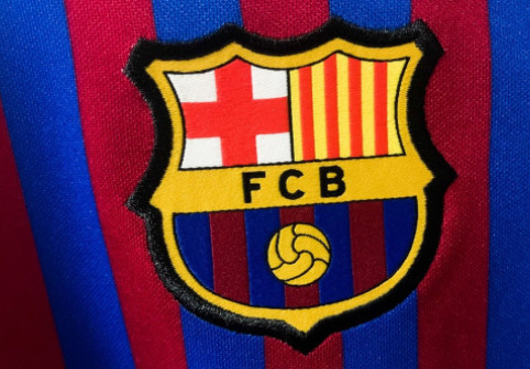 Primul fotbalist român din istoria Barcelonei: a fost idolul fanilor, și-a schimbat numele de 3 ori și a murit jucând poker