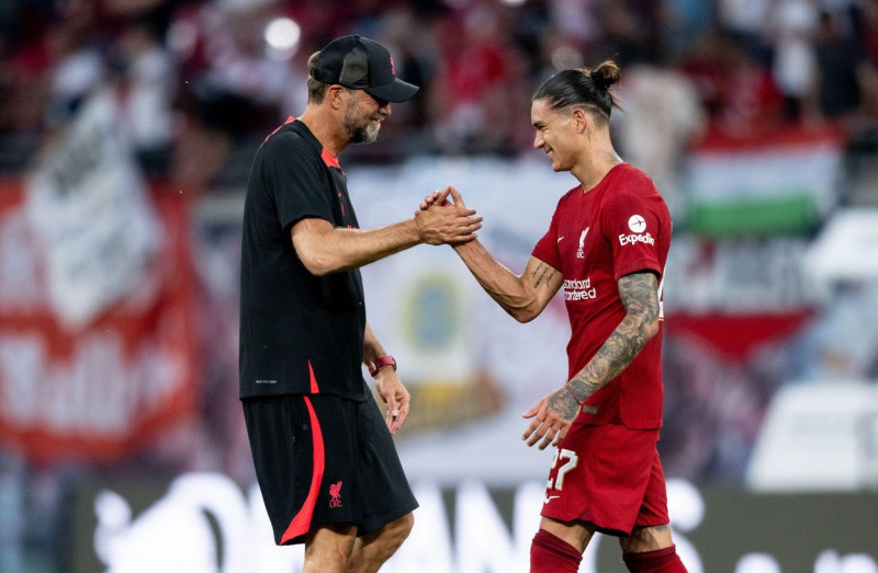 Liverpool coach Jrgen Klopp (left) greets Darwin Nunez following the pre-season friendly match at Red Bull Arena in Leipzig, Germany. Picture date: Thursday July 21, 2022.