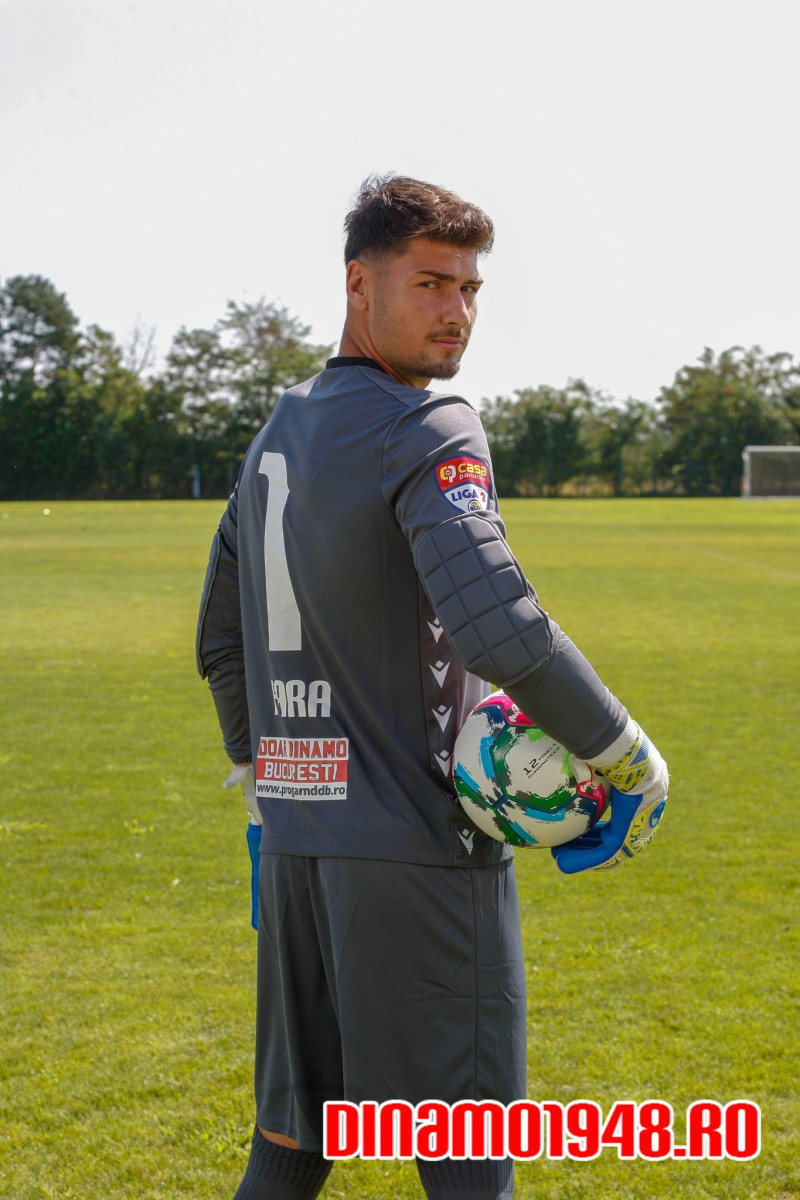 echipamentul lui dinamo (7)