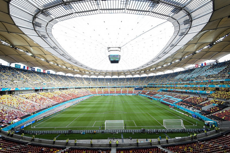 Atmosphčre avant le huitičmes de finale de l'Euro 2020 entre la France et la Suisse ŕ l'arčne nationale de Bucarest