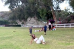 O femeie a fost ”faultată” în parc de un copil / Foto: Captură Marca TV