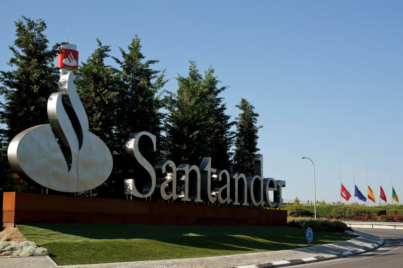Banco Santander SA Chairman Emilio Botin Dies