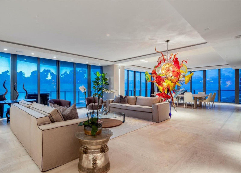 Lionel Messi has just splashed out $7.3 million on a luxury apartment in Florida.