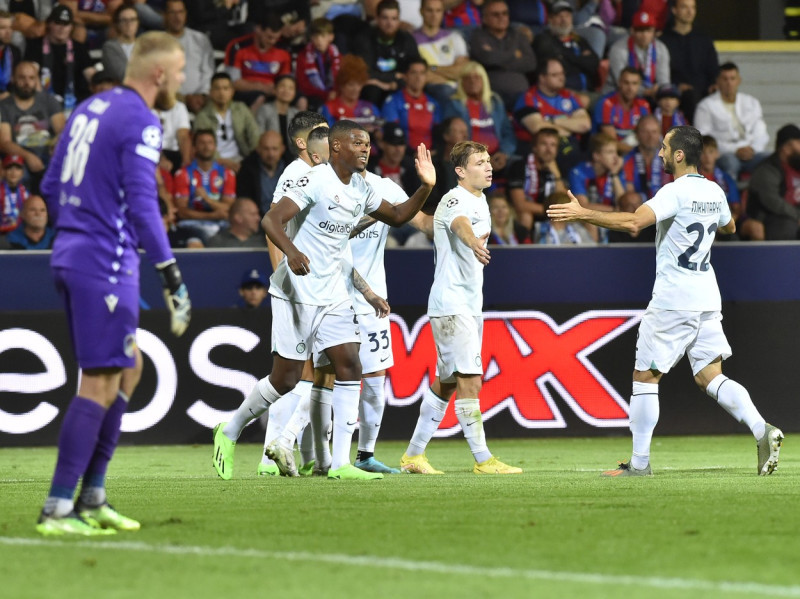 fotbalista, sportovec, emoce, radost