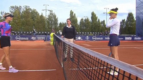 Irina Begu - Ana Bogdan 2-6, 6-7. Ana Bogdan s-a calificat în semifinale la WTA Parma, după un set secund dramatic