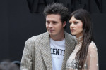 Valentino - Outside arrivals - Paris Fashion Week - Womenswear Spring/Summer 2023