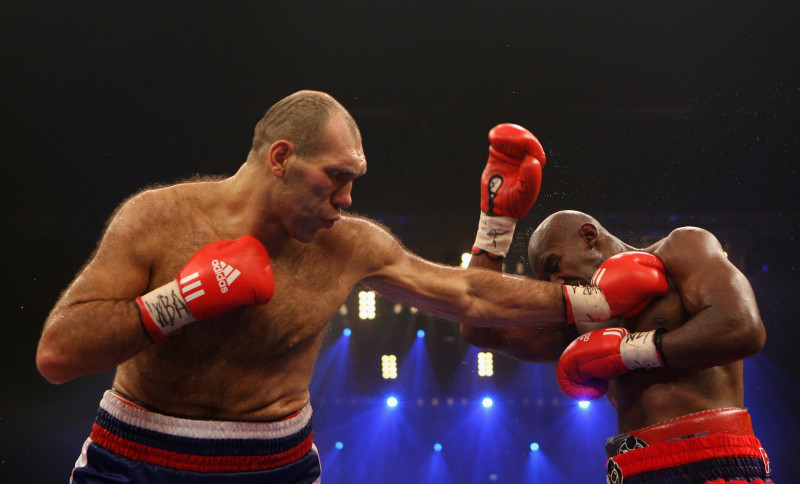 Nikolai Valuev v Evander Holyfield - WBA World Championship