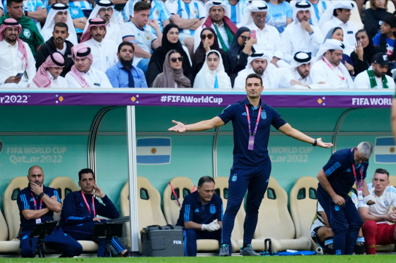 Accidentare horror în Argentina – Arabia Saudită 1-2. Făcut KO